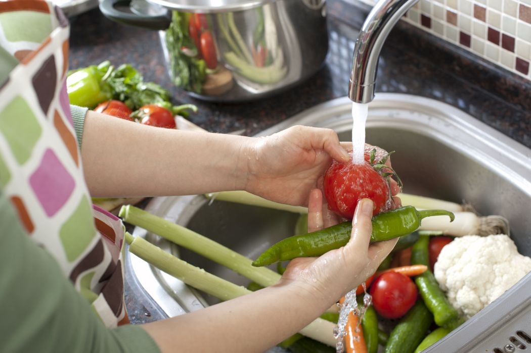 Tips for Safely Preparing Food for Cancer Patients